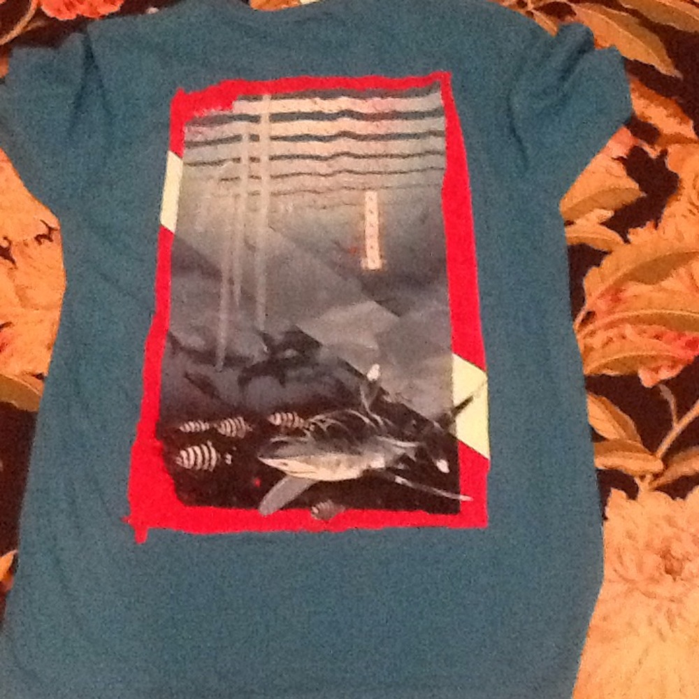 Guy Harvey Shark Dive Tee Shirt